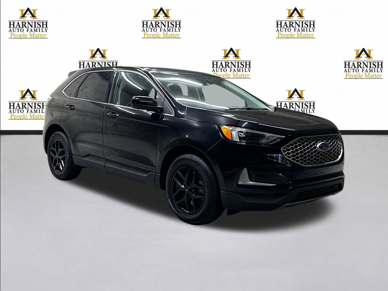 Used 2024 Ford Edge SEL image 3