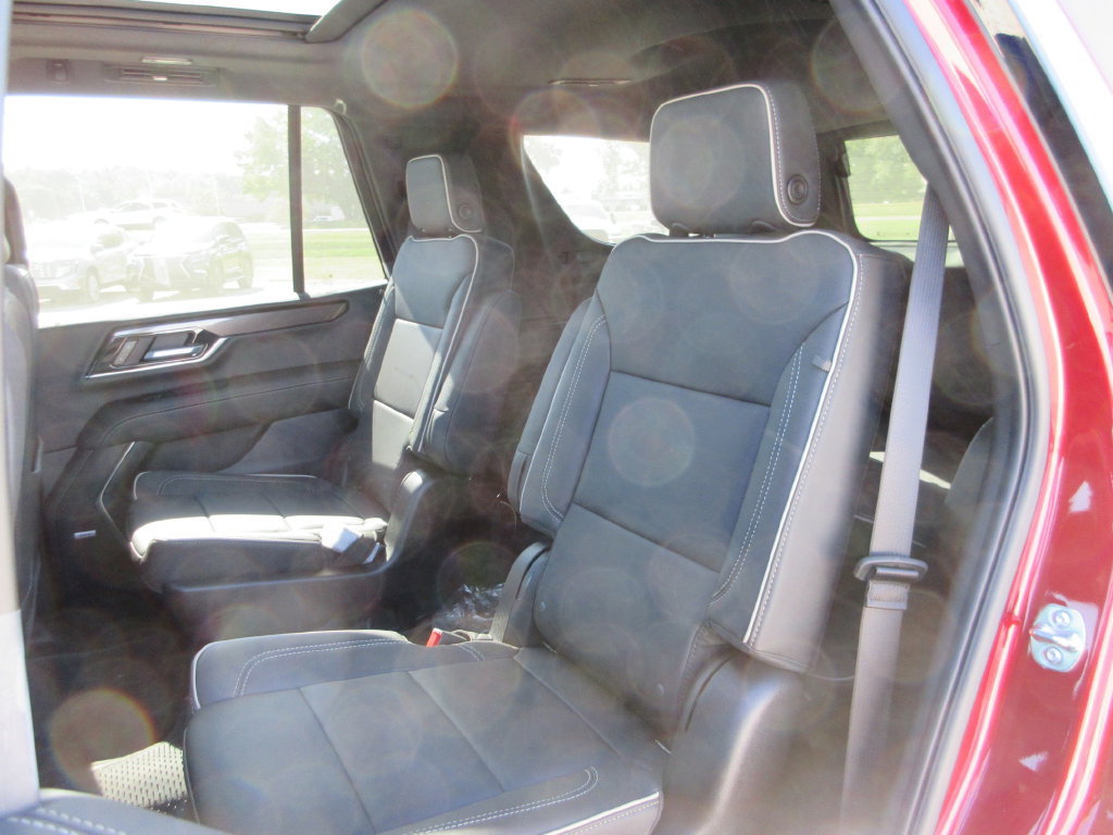 New 2027 GMC Yukon Elevation w/ Technology Package AWD/4WD image 10
