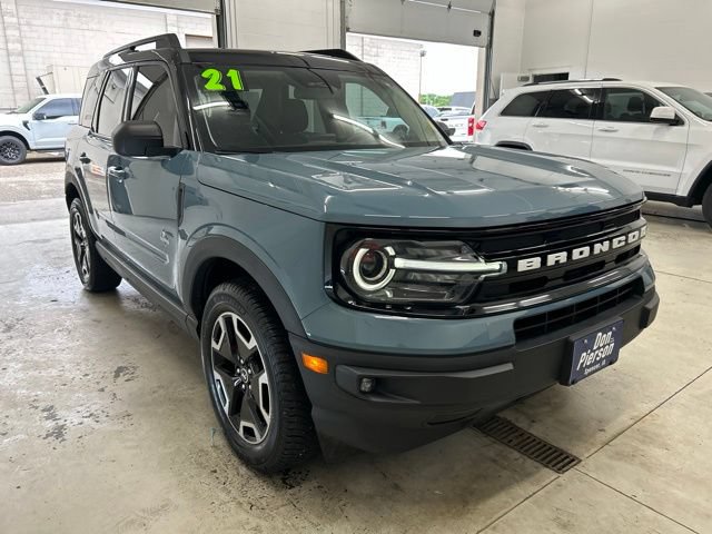 Used 2021 Ford Bronco Sport Outer Banks w/ Outer Banks Package (96D) AWD/4WD image 3