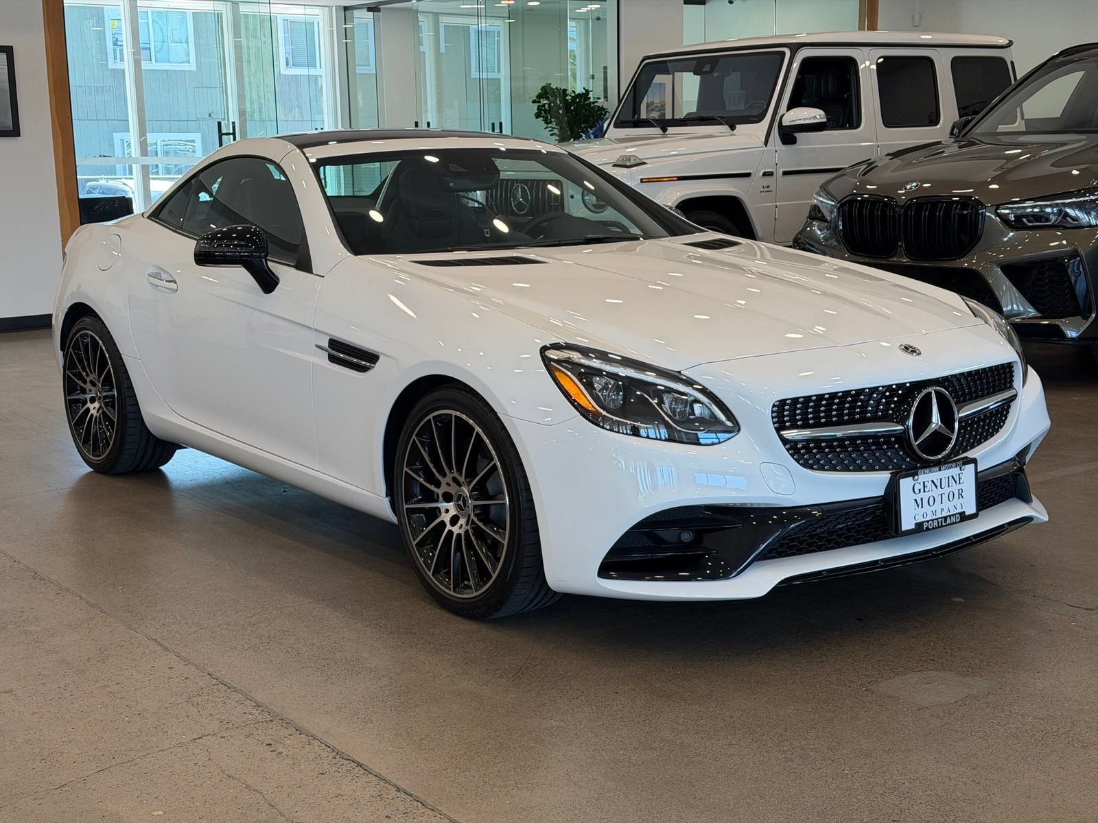 Used 2019 Mercedes-Benz SLC 300 image 3