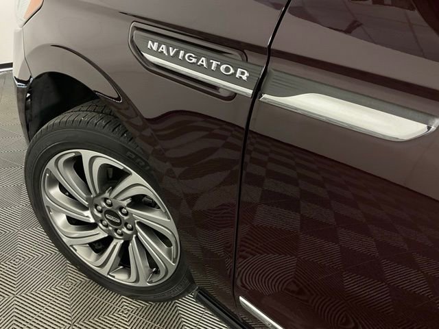 Used 2023 Lincoln Navigator L Reserve image 40