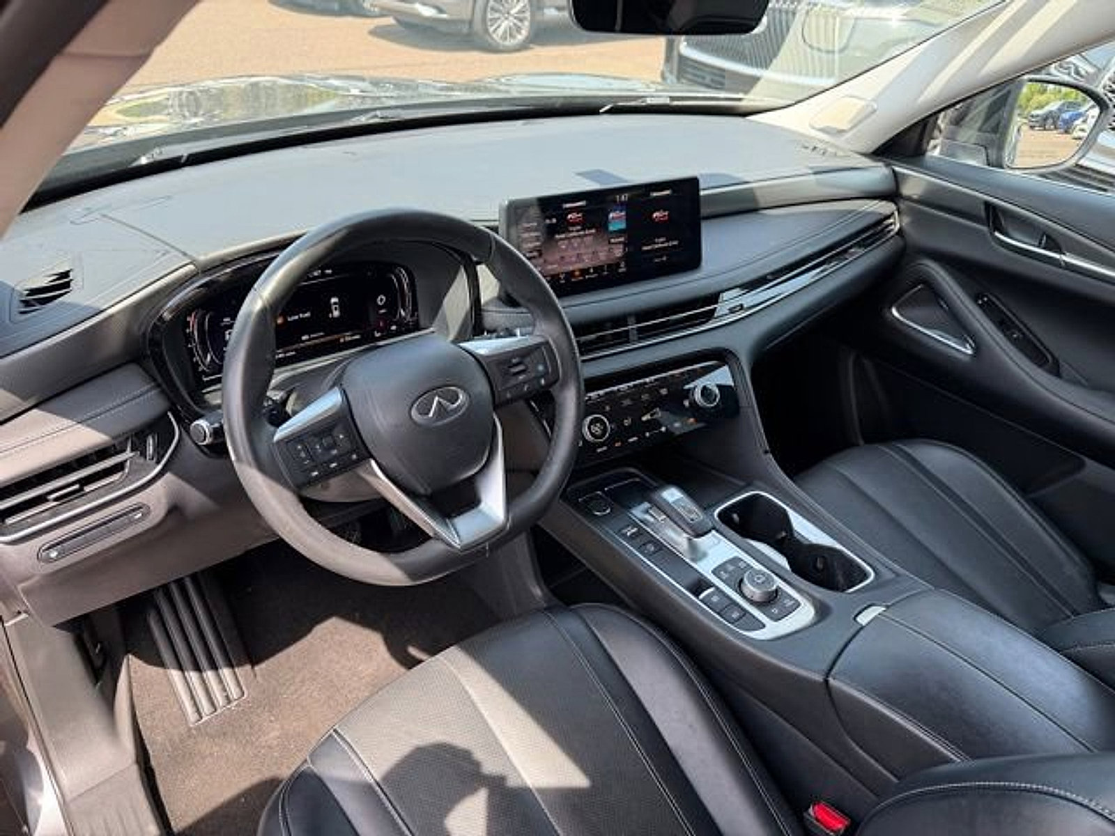 Certified 2023 INFINITI QX60 Luxe w/ Performance Audio Package AWD/4WD image 12