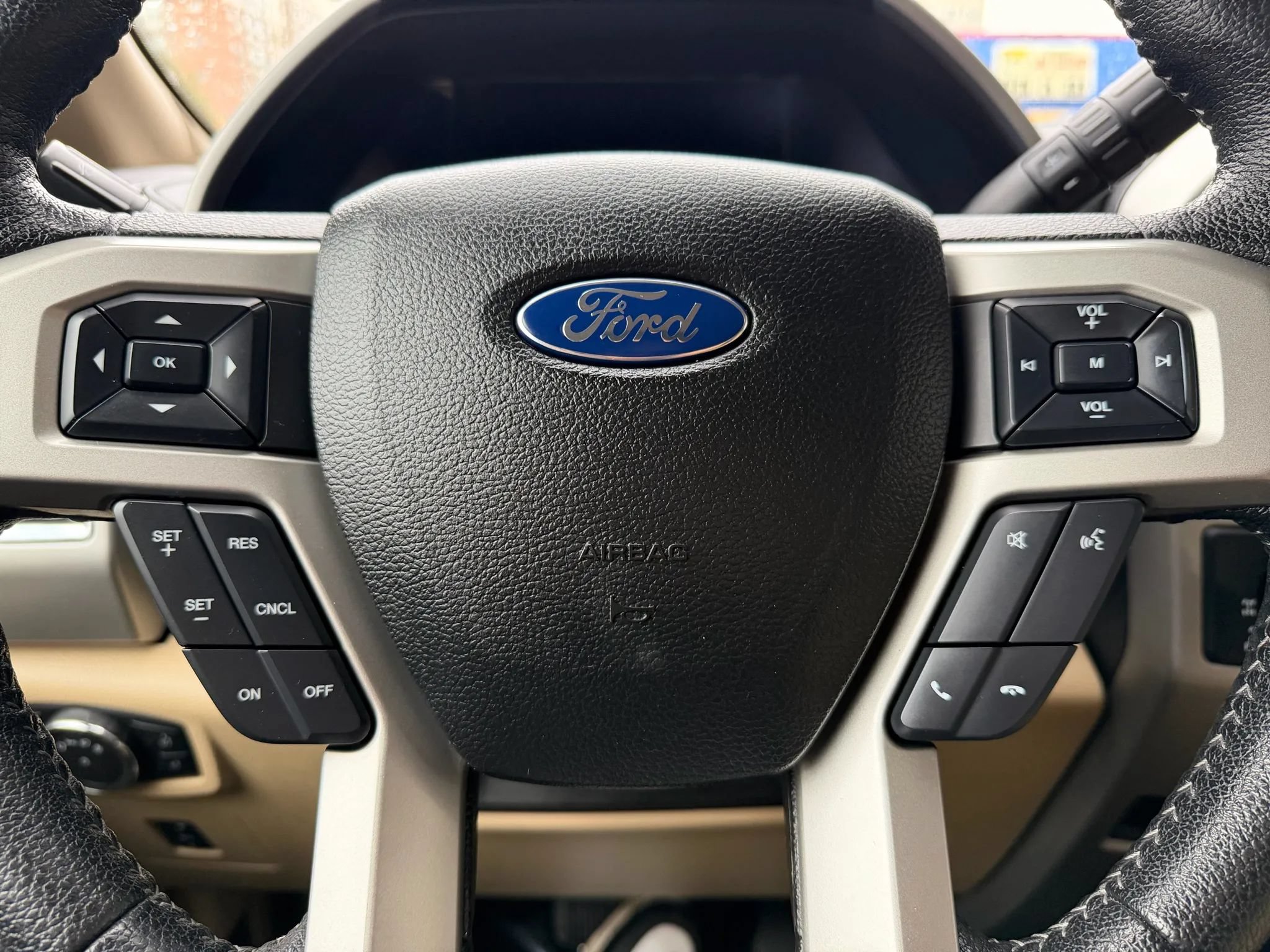 Used 2015 Ford F150 Lariat w/ Trailer Tow Package AWD/4WD image 17