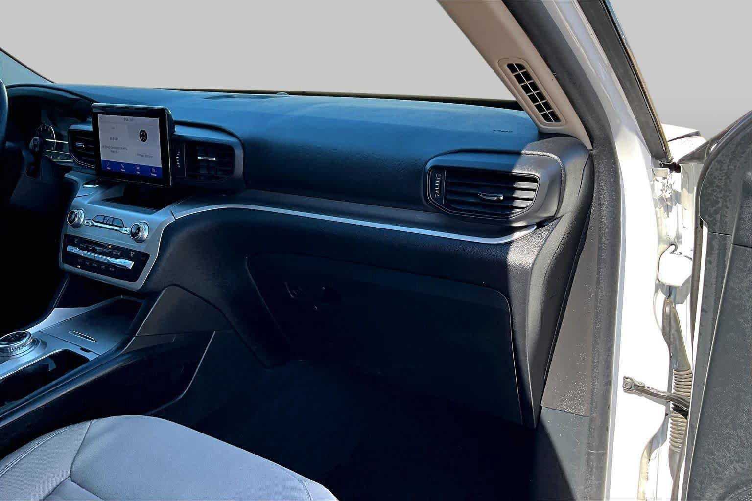Used 2021 Ford Explorer XLT RWD image 18