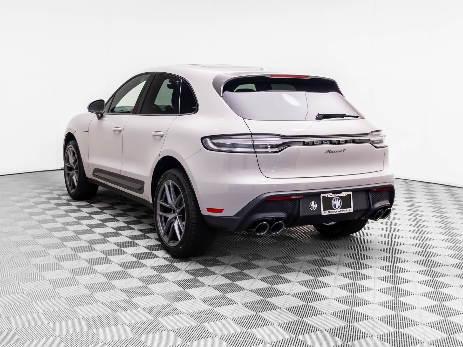 New 2026 Porsche Macan Turbo AWD/4WD image 3