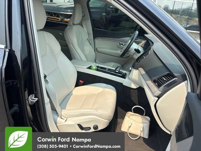 Used 2023 Volvo XC90 B5 Plus w/ Protection Package Premier AWD/4WD image 13