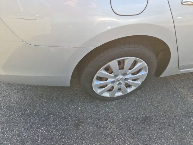 Used 2013 Nissan Sentra SV w/ Driver Pkg FWD image 9