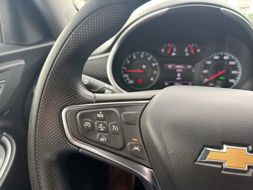 Used 2025 Chevrolet Malibu LT FWD image 18