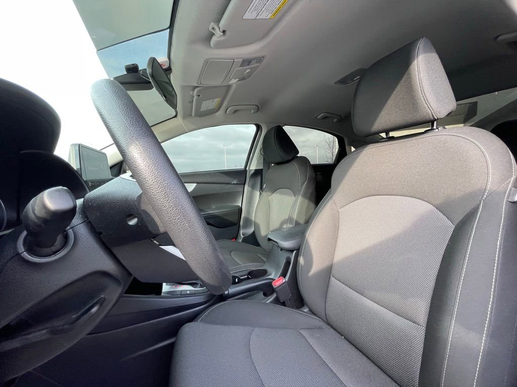 Certified 2024 Kia Forte LXS w/ LXS Technology Package image 19