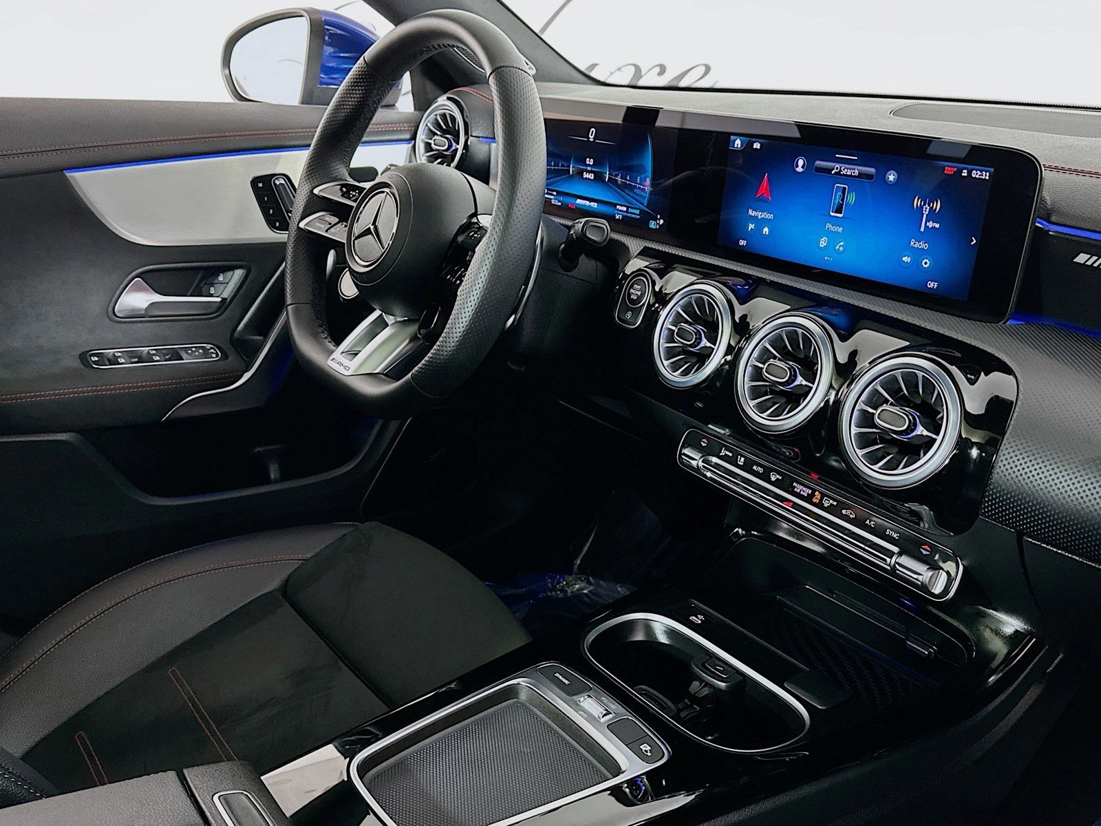 Used 2024 Mercedes-Benz CLA 35 AMG CLA 35 AMG Exclusive 4MATIC image 31