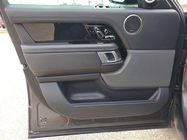 Used 2022 Land Rover Range Rover Westminster Edition image 18