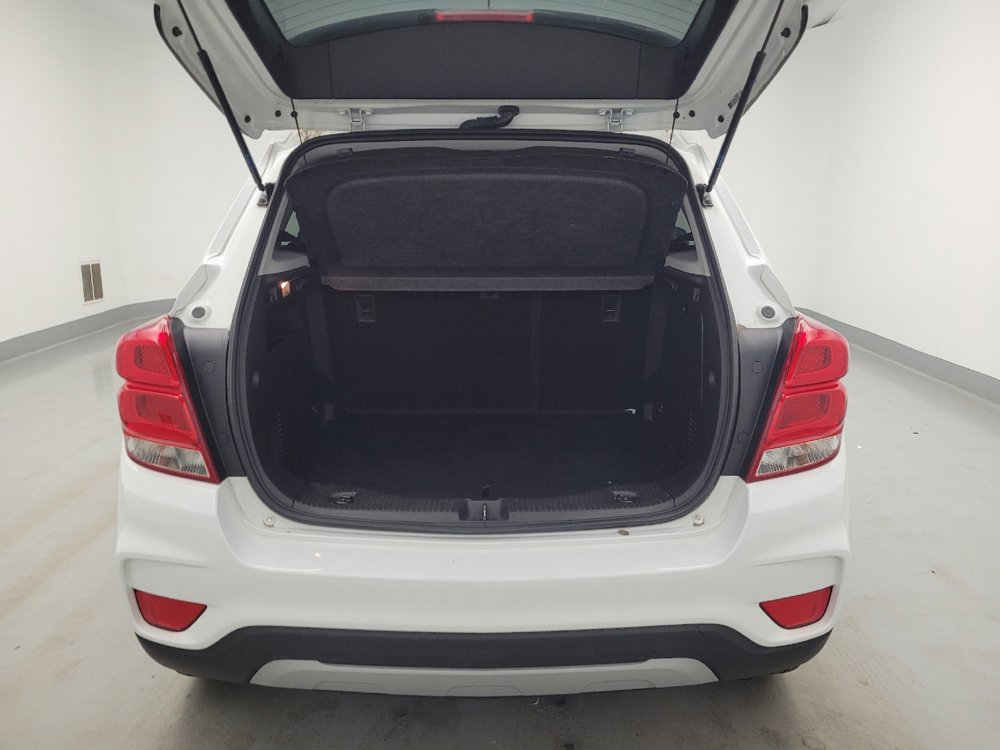 Used 2020 Chevrolet Trax LT w/ LT Convenience Package FWD image 29