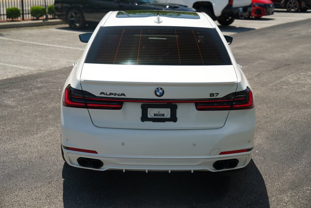 Used 2022 BMW ALPINA B7 xDrive w/ Luxury Rear Seating Package AWD/4WD image 15
