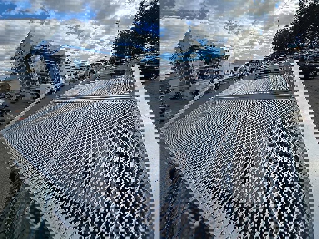 Used 2024 Chevrolet Silverado 2500 LT w/ Convenience Package image 83