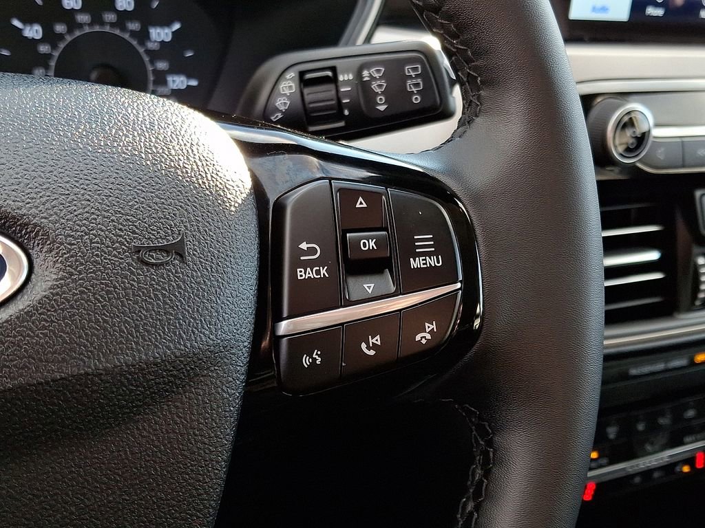 Certified 2022 Ford Escape SEL image 23