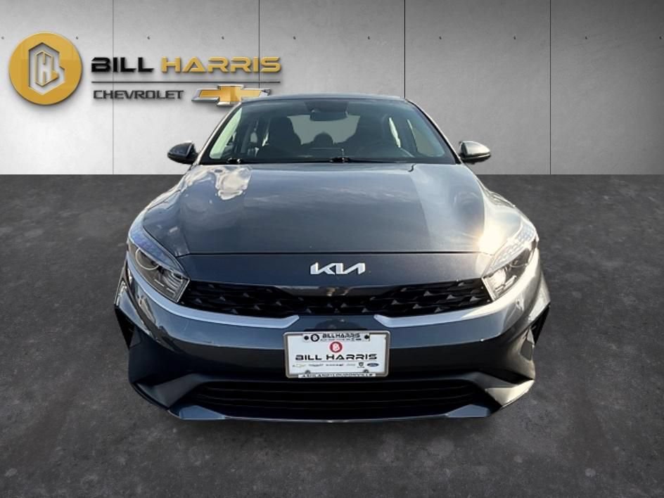 Used 2023 Kia Forte LXS FWD image 8