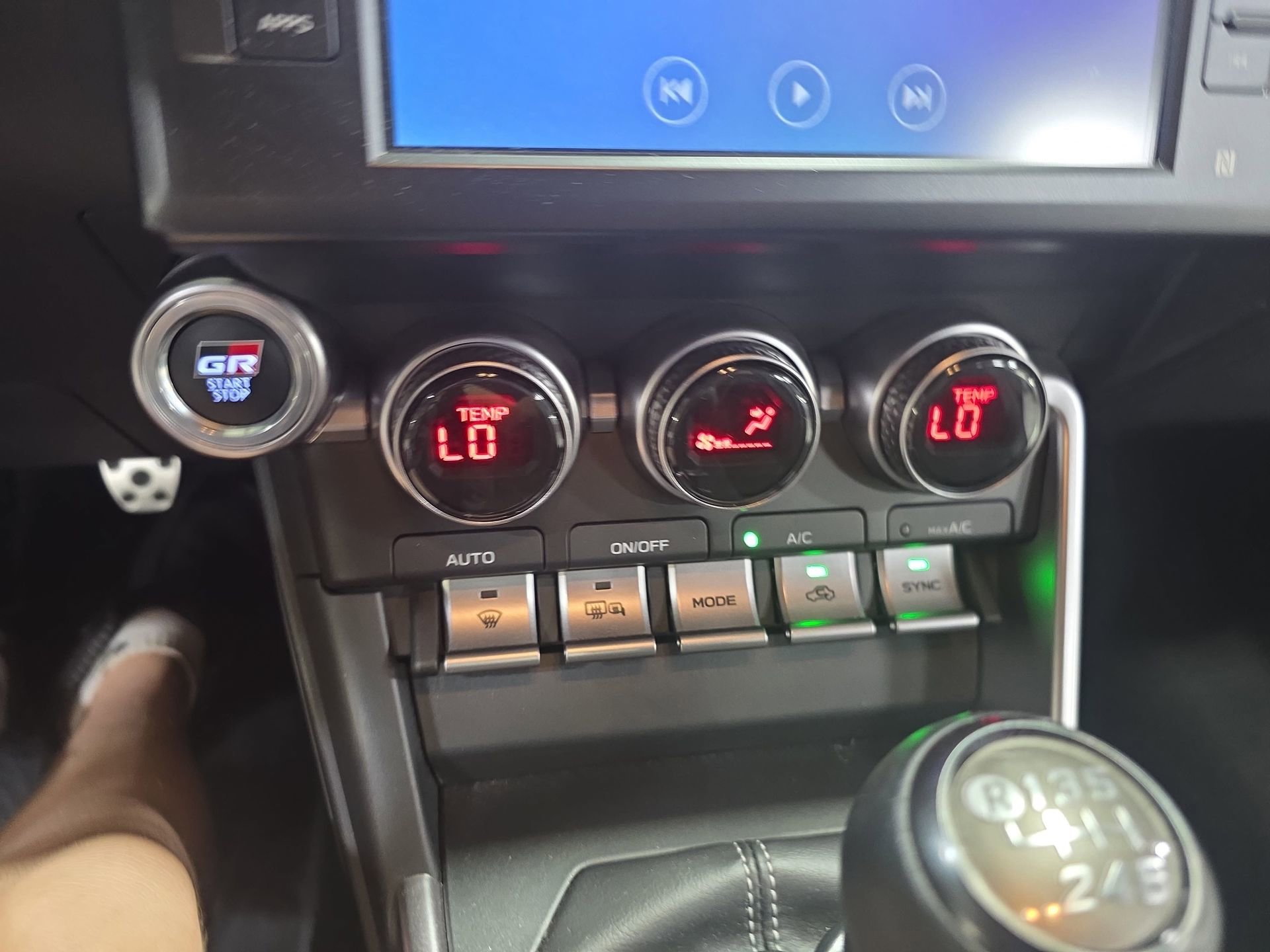 Used 2024 Toyota GR86 Premium image 24
