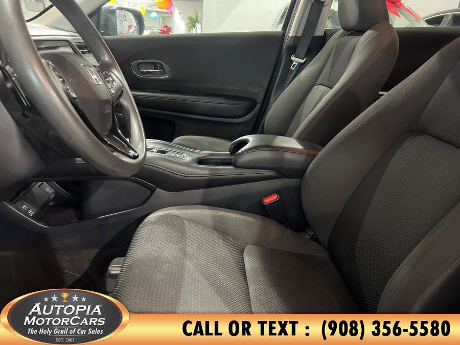 Used 2022 Honda HR-V EX image 11
