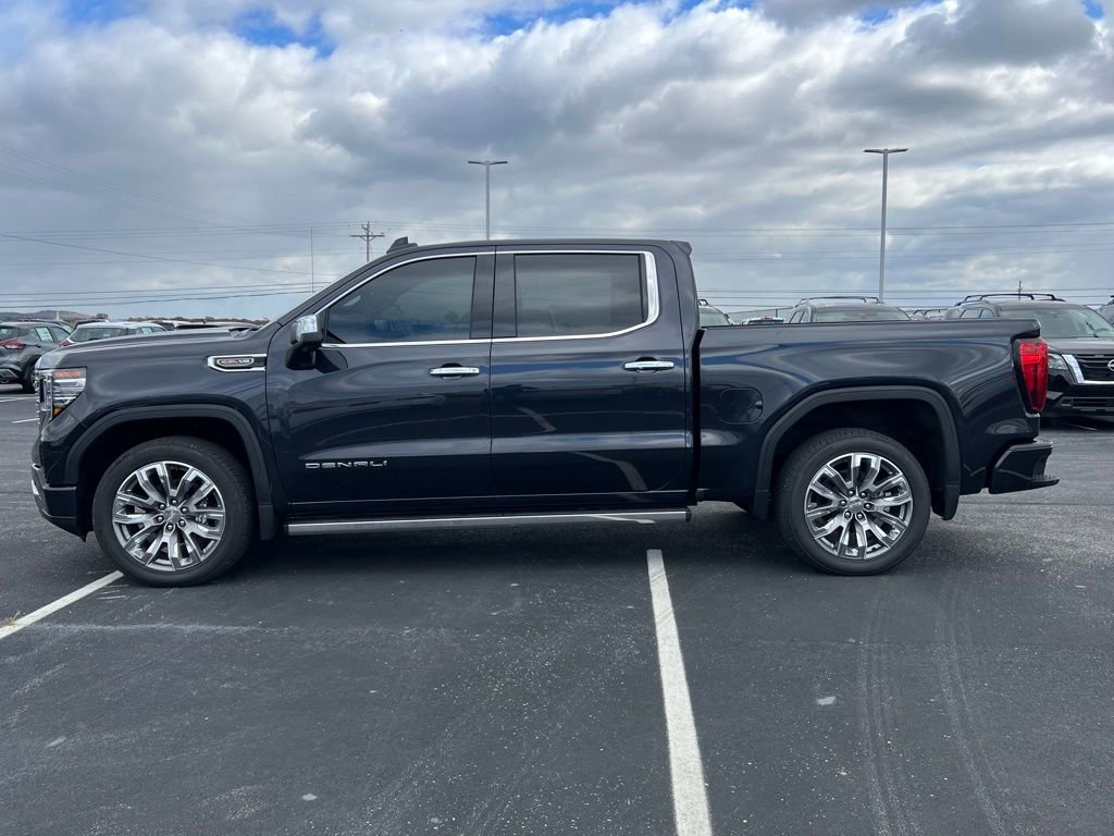 Used 2025 GMC Sierra 1500 Denali image 5
