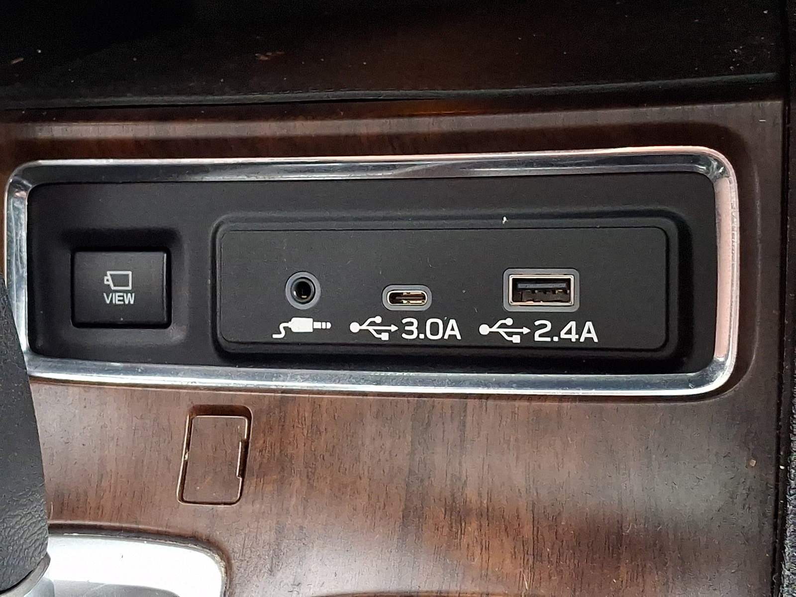 Used 2023 Subaru Ascent Touring AWD/4WD image 26