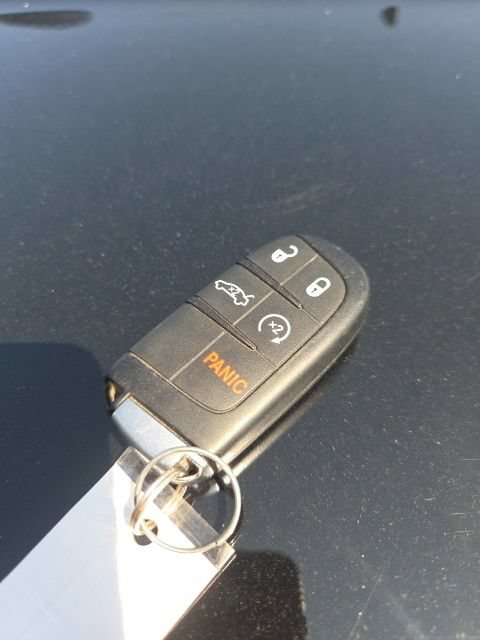 Used 2015 Chrysler 300 C Platinum w/ Harman/Kardon Audio Group AWD/4WD image 29