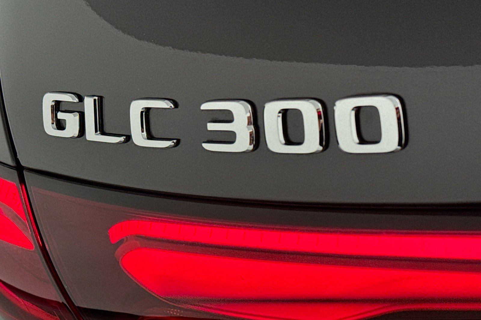 Certified 2026 Mercedes-Benz GLC 300 image 9