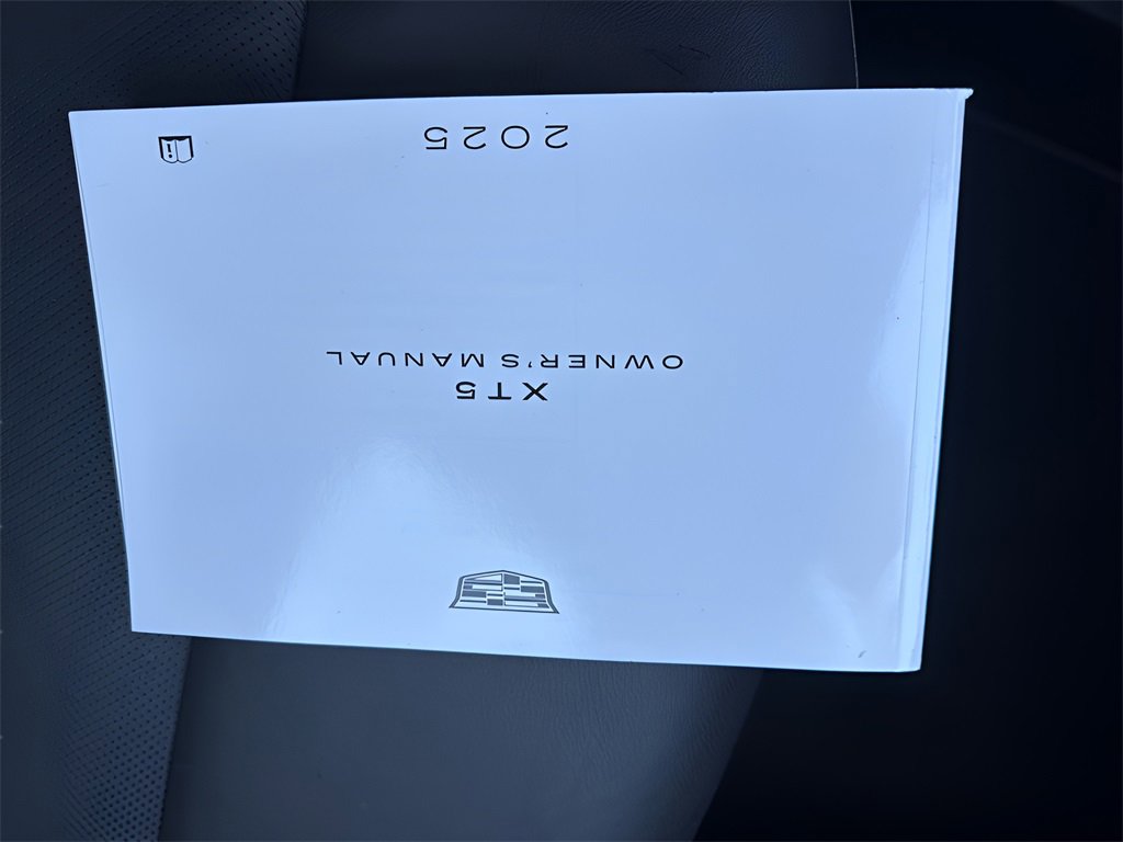 Used 2025 Cadillac XT5 Premium Luxury image 36