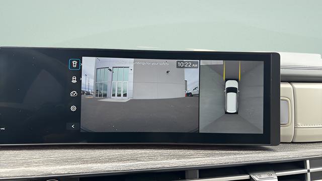 Used 2025 Hyundai Santa Fe Limited AWD/4WD image 15