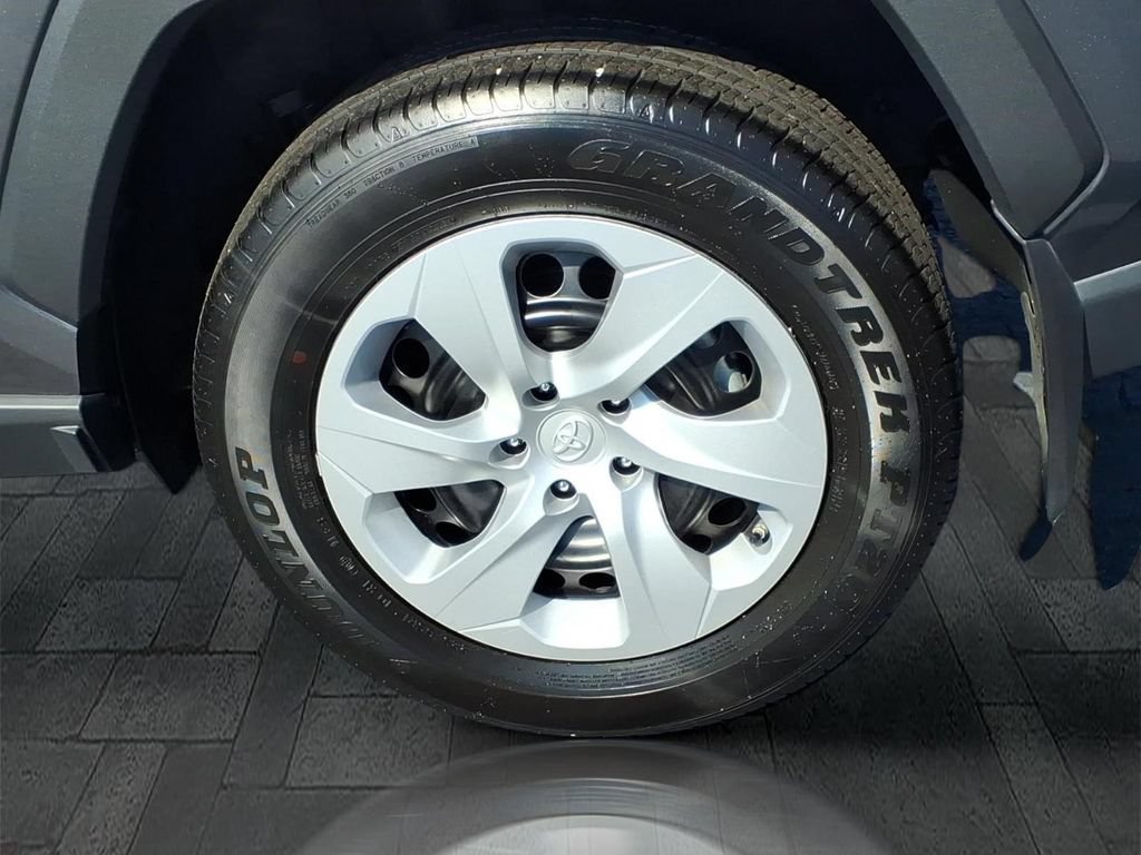 Used 2025 Toyota RAV4 LE FWD image 11