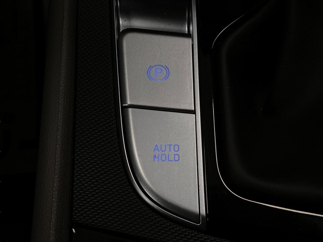 Certified 2025 Hyundai Elantra SEL FWD image 27