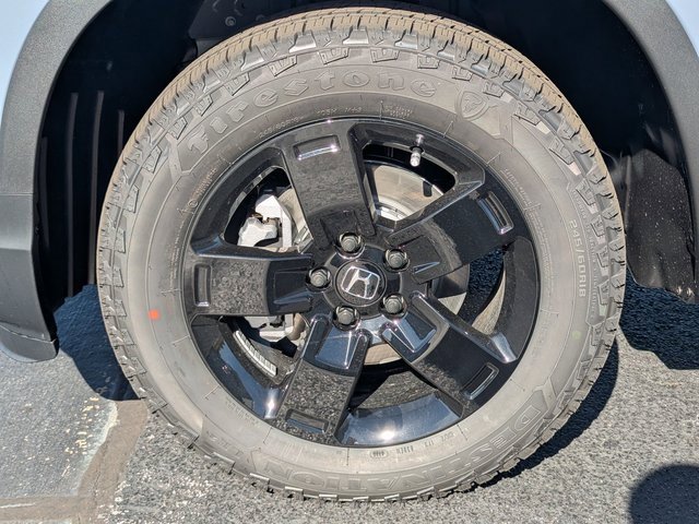 New 2026 Honda Ridgeline Black Edition image 3