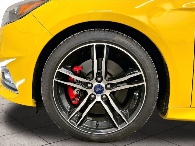 Used 2018 Ford Focus ST w/ Equipment Group 402A FWD image 8