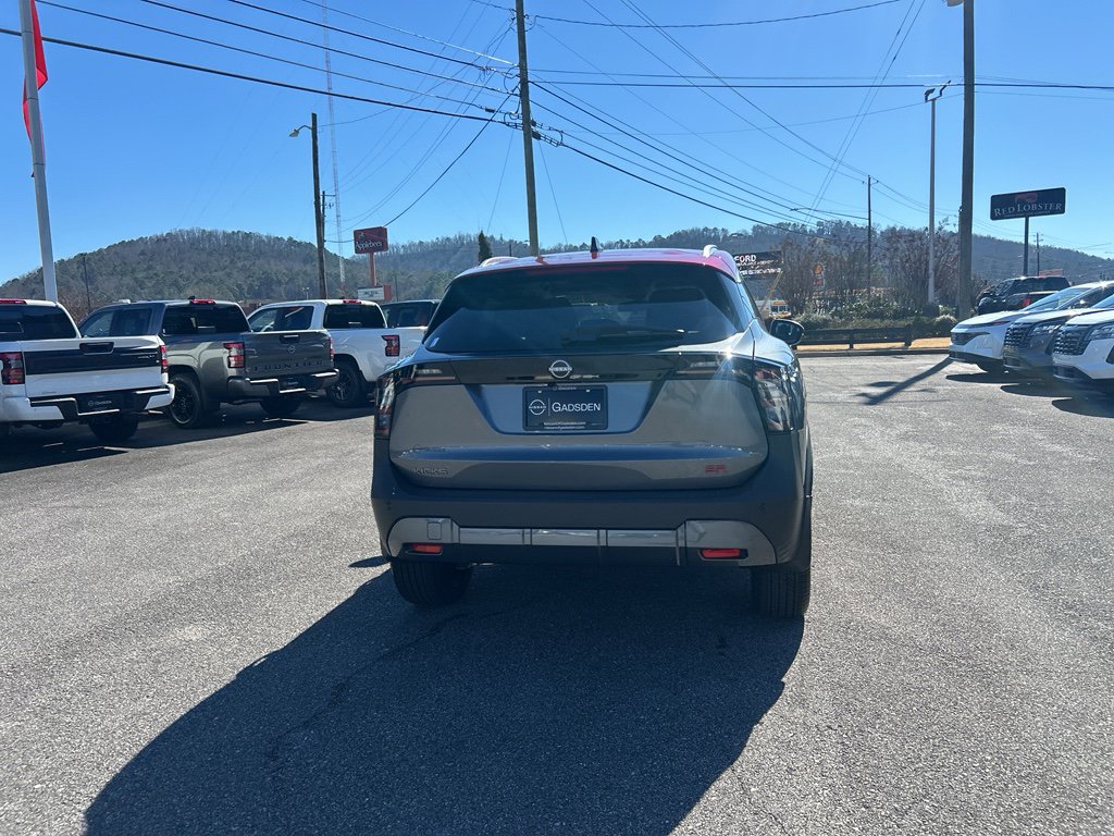 New 2026 Nissan Kicks SR image 5