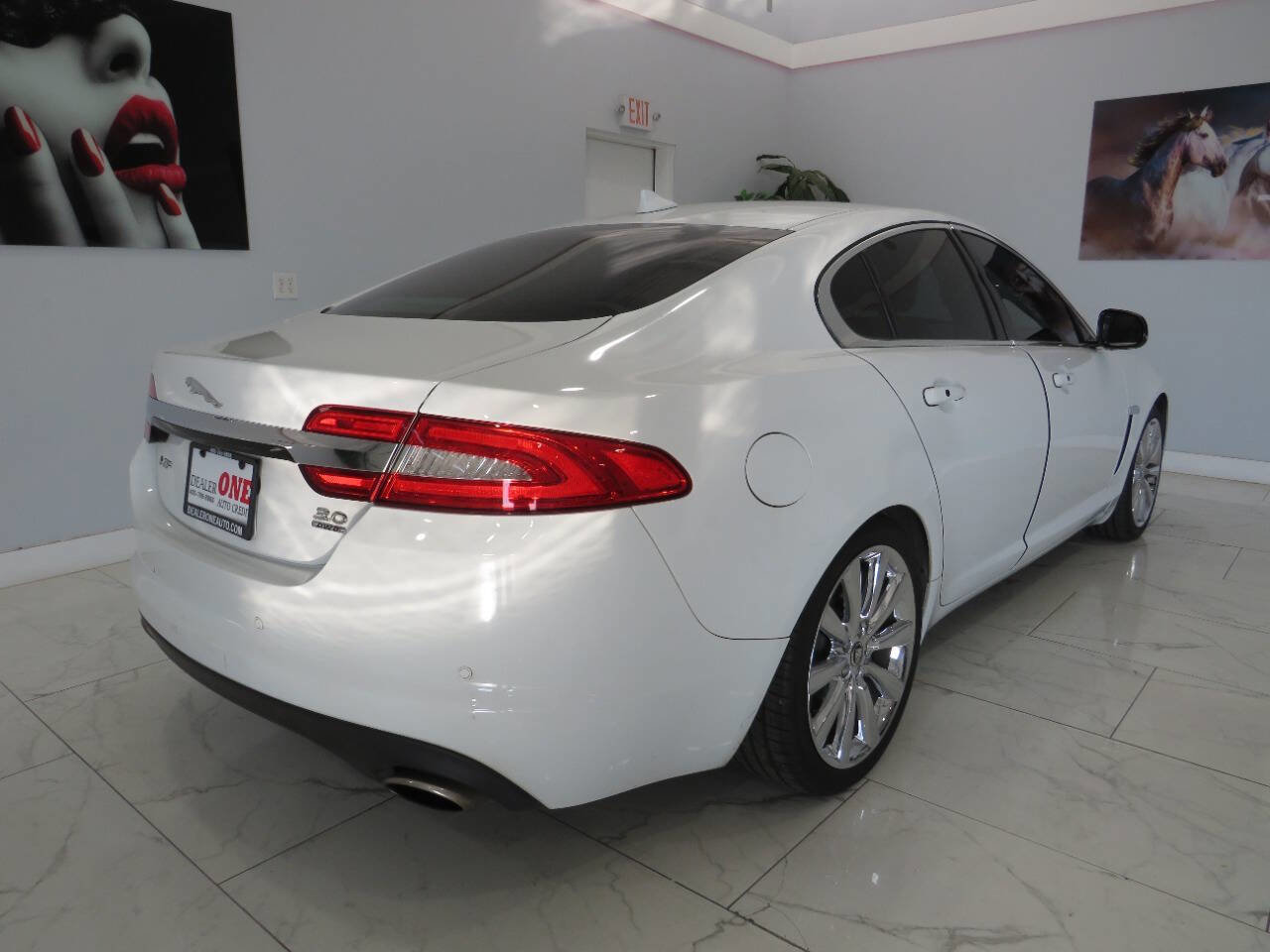 Used 2013 Jaguar XF 3.0 image 4