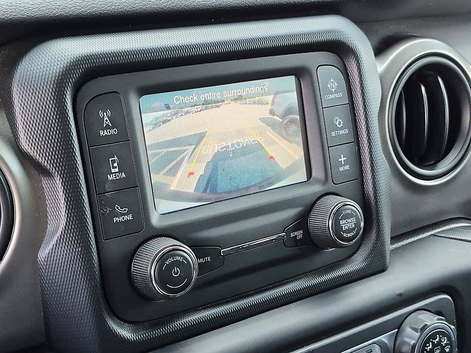 Used 2019 Jeep Wrangler Unlimited Sport S AWD/4WD image 23