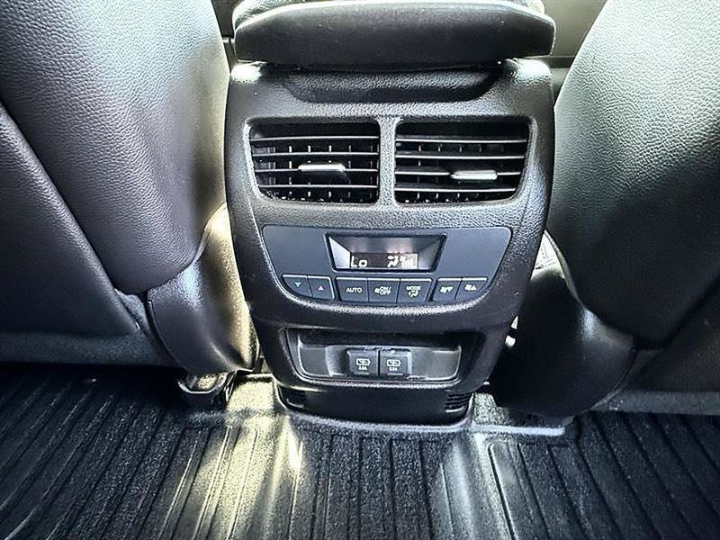 Used 2020 Acura MDX w/ Technology Package FWD image 24