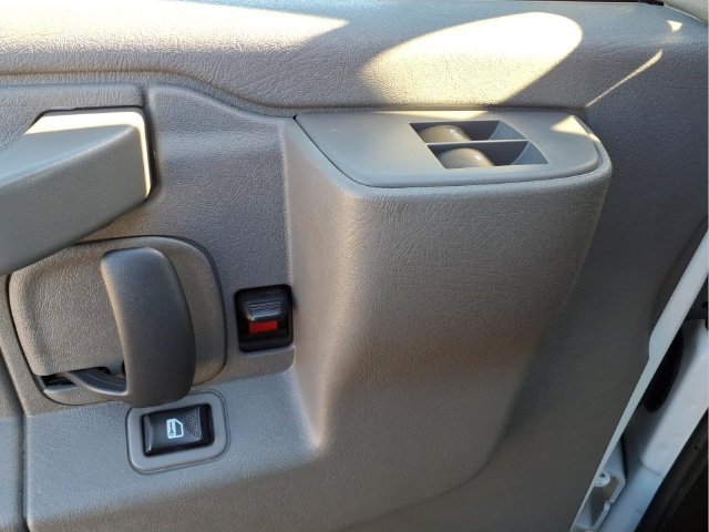 Used 2021 Chevrolet Express 2500 w/ Driver Convenience Package RWD image 15