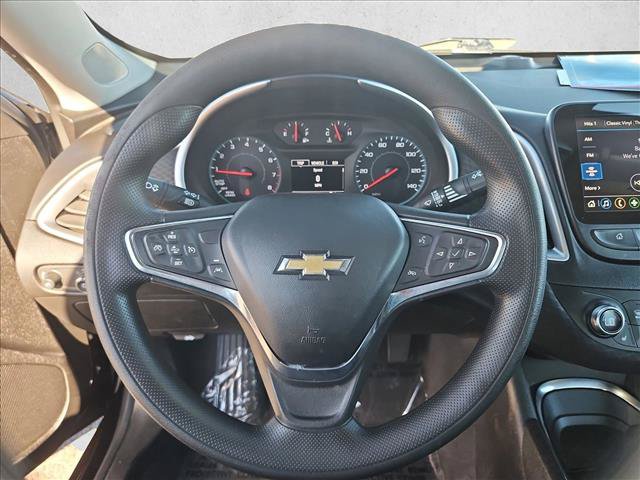 Used 2023 Chevrolet Malibu LT FWD image 13