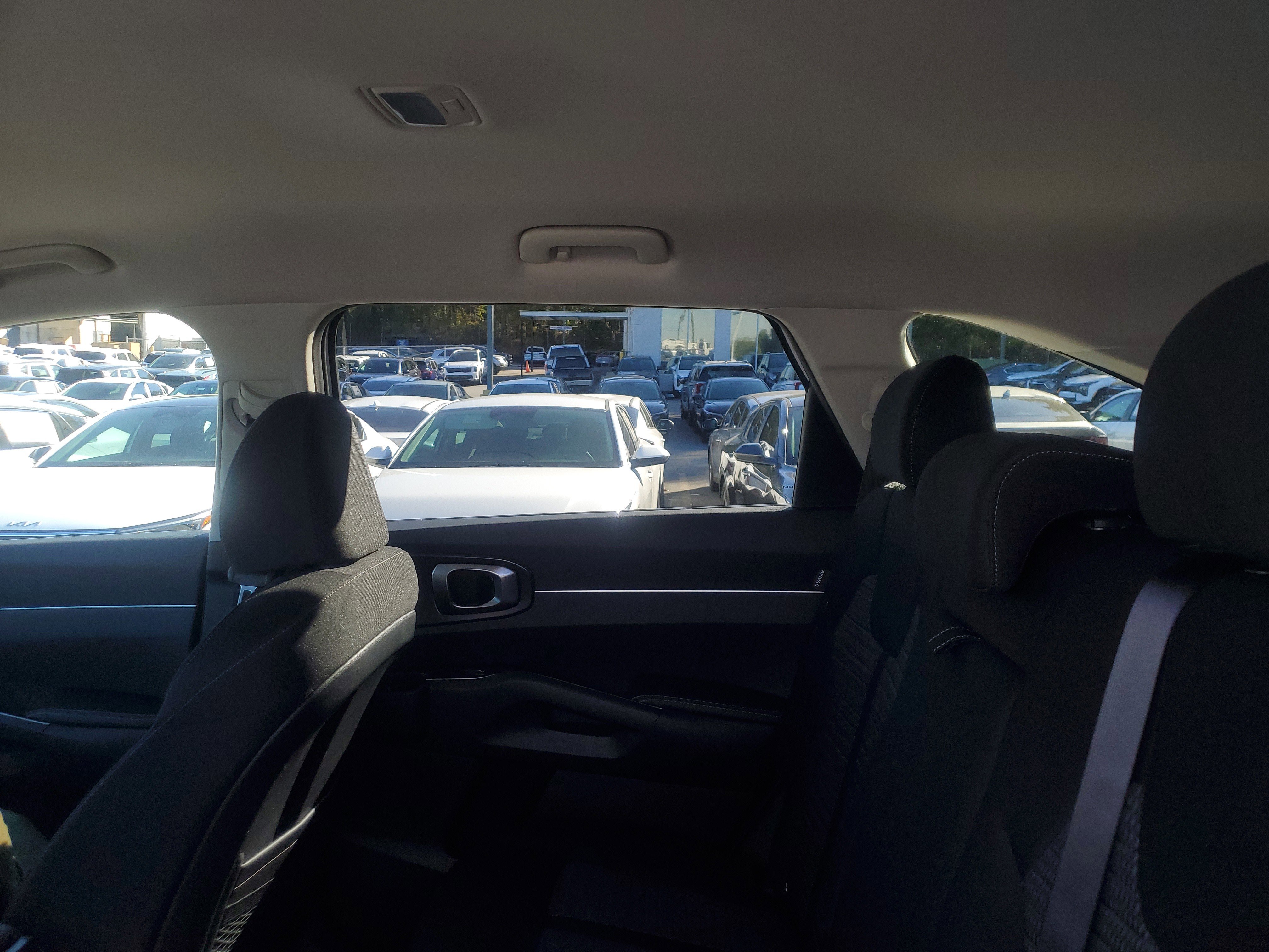 New 2026 Kia Sorento LX image 10