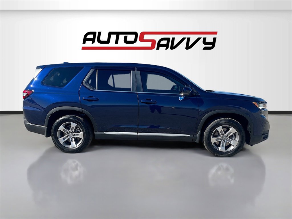 Used 2025 Honda Pilot EX-L image 8