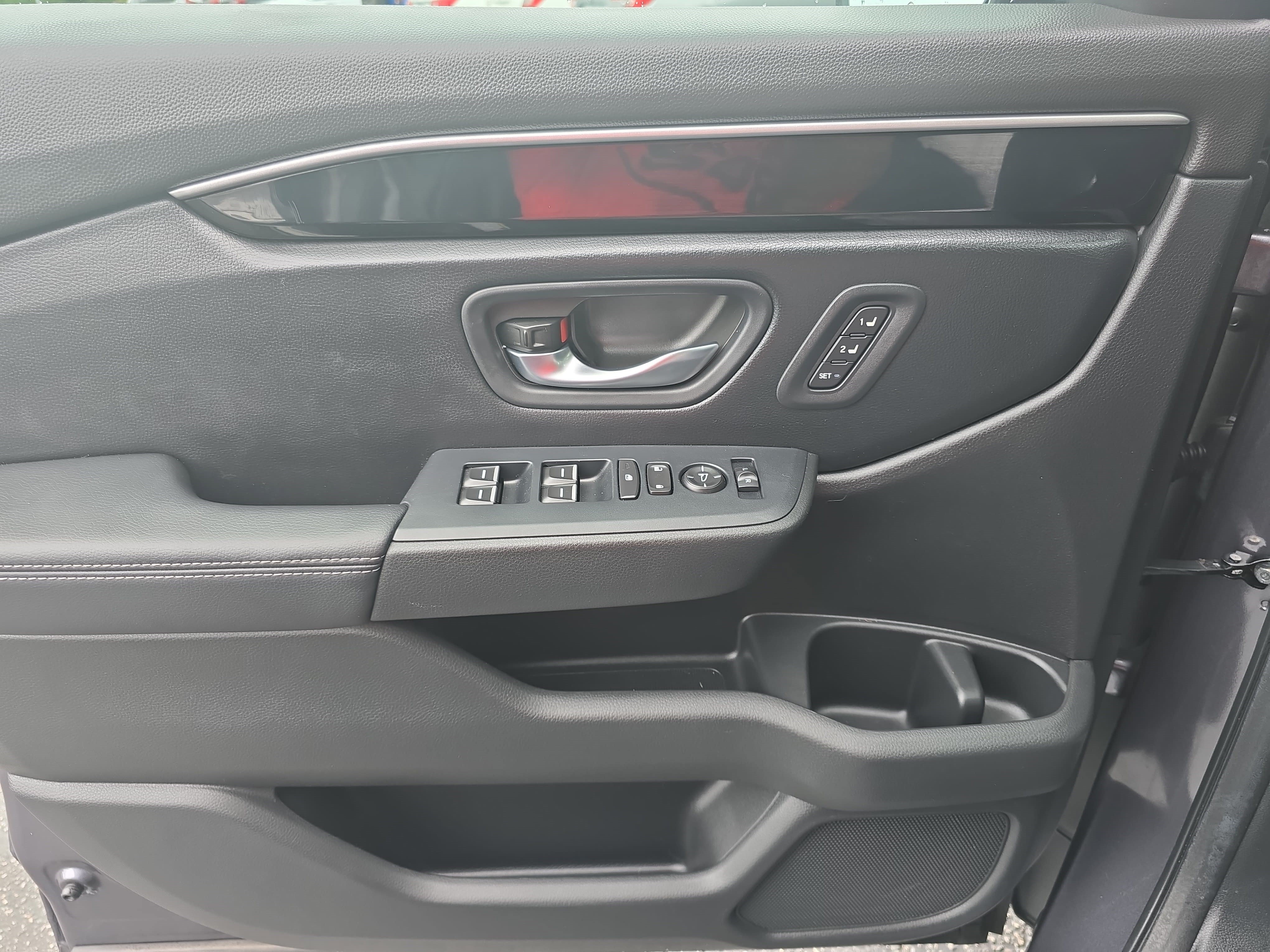 Used 2025 Honda Pilot EX-L image 28
