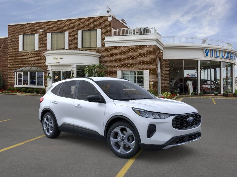 New 2026 Ford Escape ST-Line w/ Tech Pack #1 AWD/4WD image 7