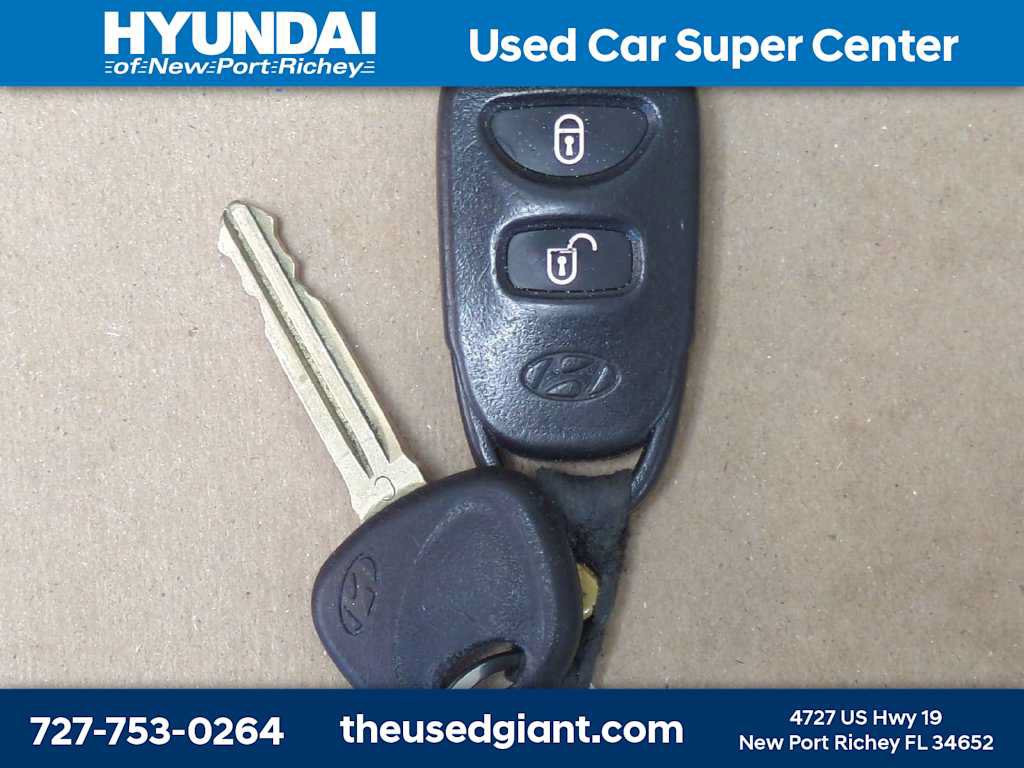 Used 2011 Hyundai Santa Fe Limited FWD image 29
