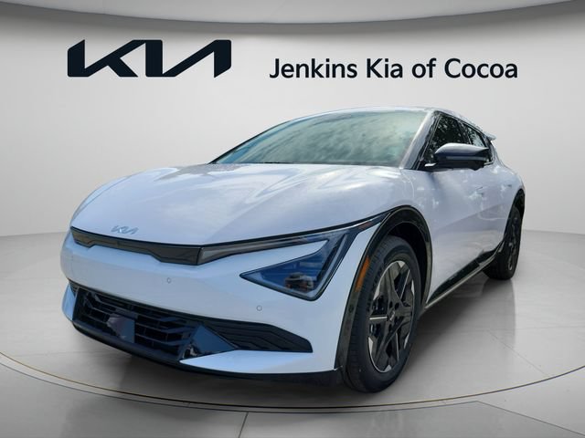 New 2026 Kia EV6 Wind RWD image 10