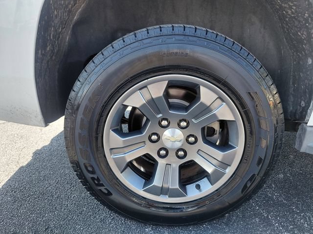 Used 2019 Chevrolet Tahoe LS w/ Enhanced Driver Alert Package RWD image 5