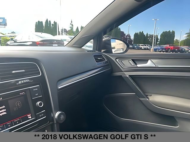 Used 2018 Volkswagen GTI S FWD image 37
