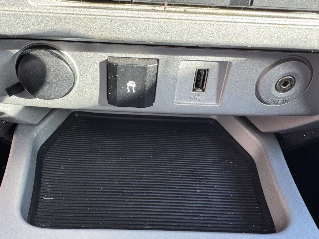 Used 2010 Mercury Mariner 4WD image 20