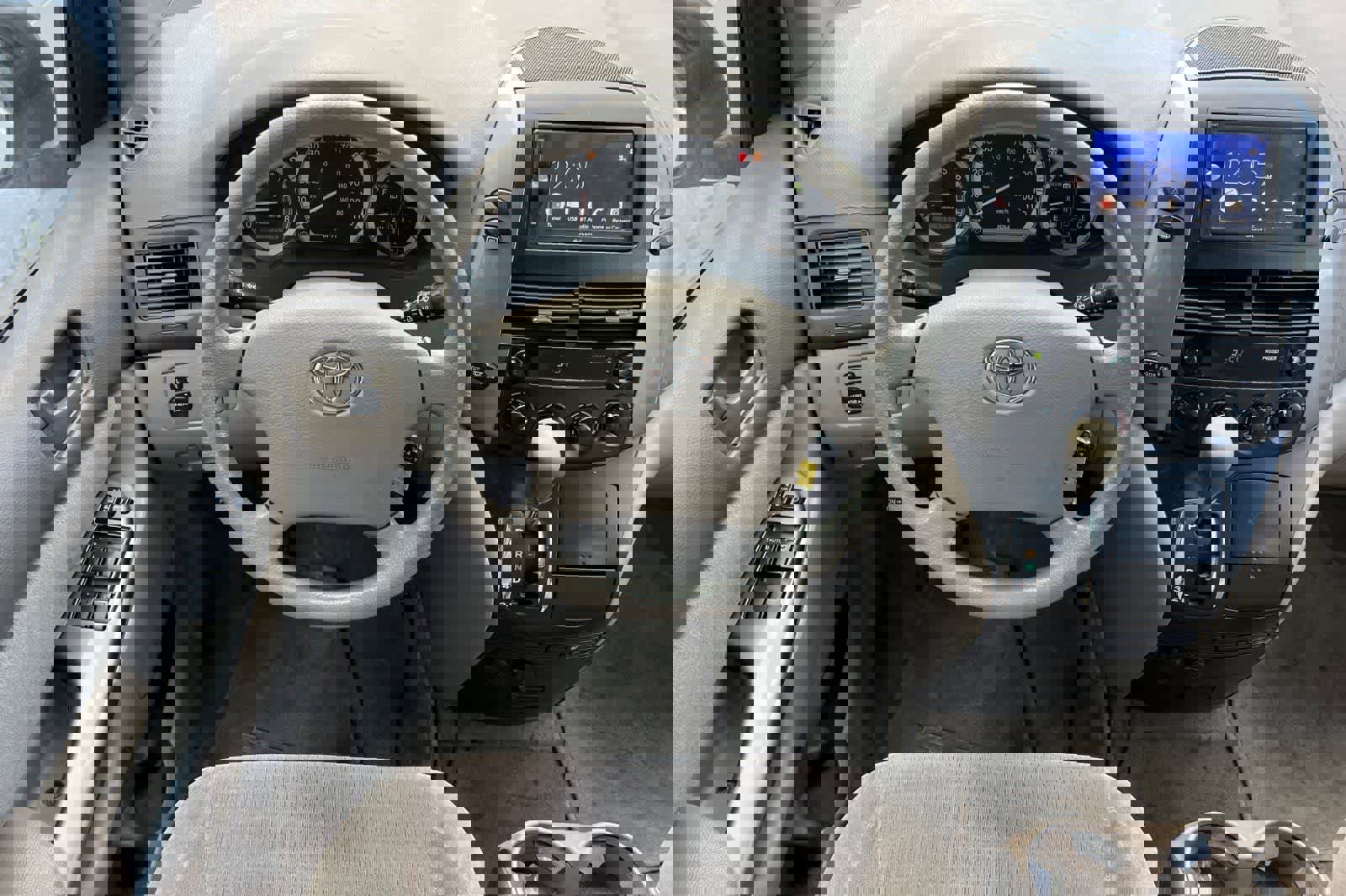 Used 2008 Toyota Sienna CE image 16