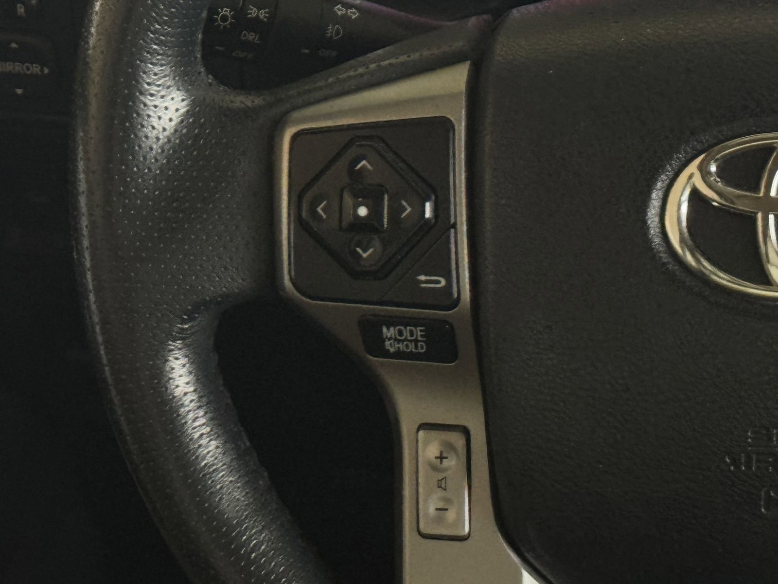 Used 2019 Toyota 4Runner SR5 Premium RWD image 15