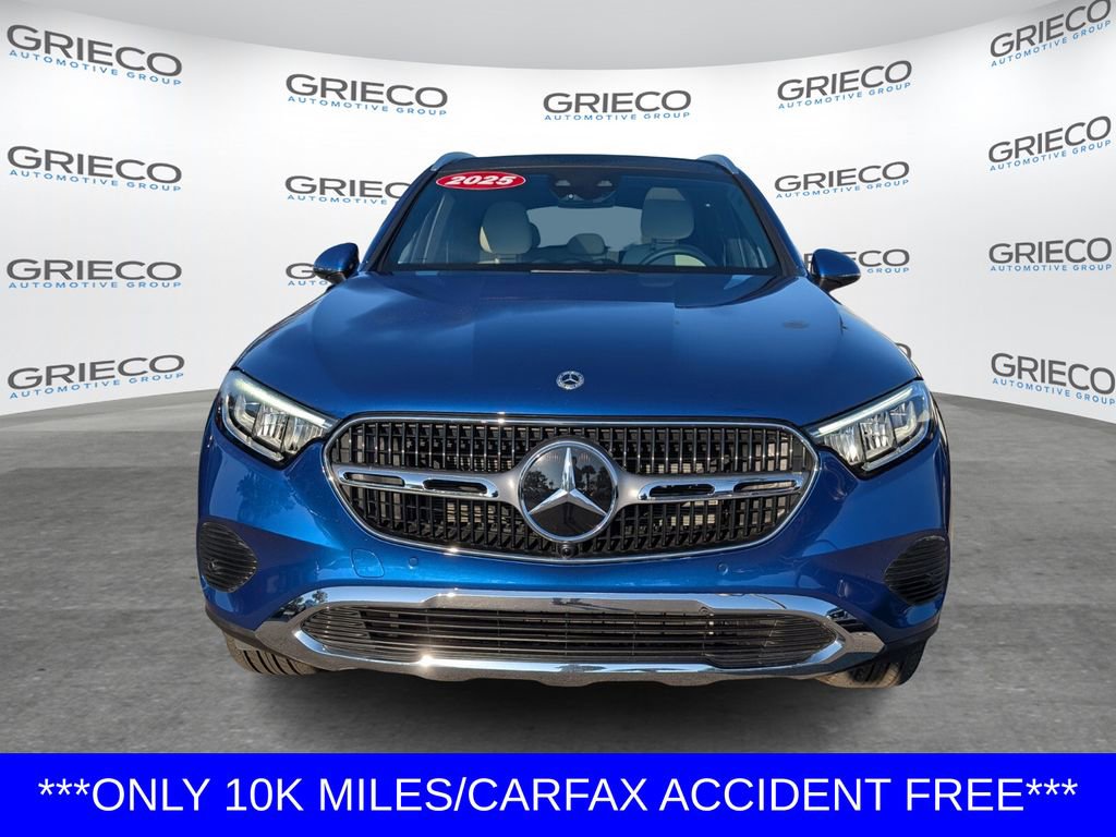 Used 2025 Mercedes-Benz GLC 300 image 2